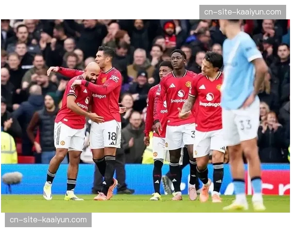 英超争四集团混战分析 维拉曼联切尔西利物浦胶着