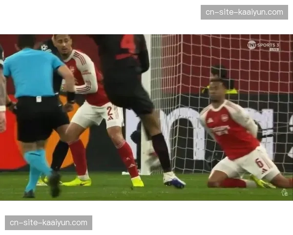 加布里埃尔25次封堵射门，阿森纳防线仅失22球创最佳